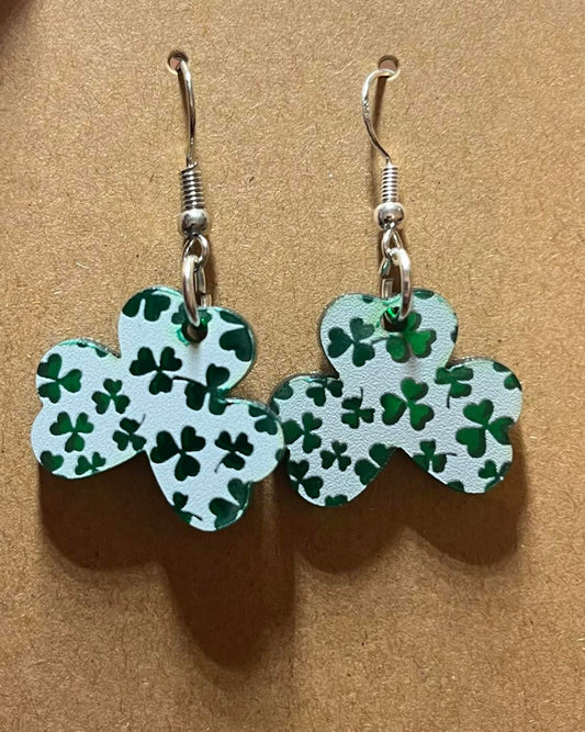 Shamrock dangle earrings